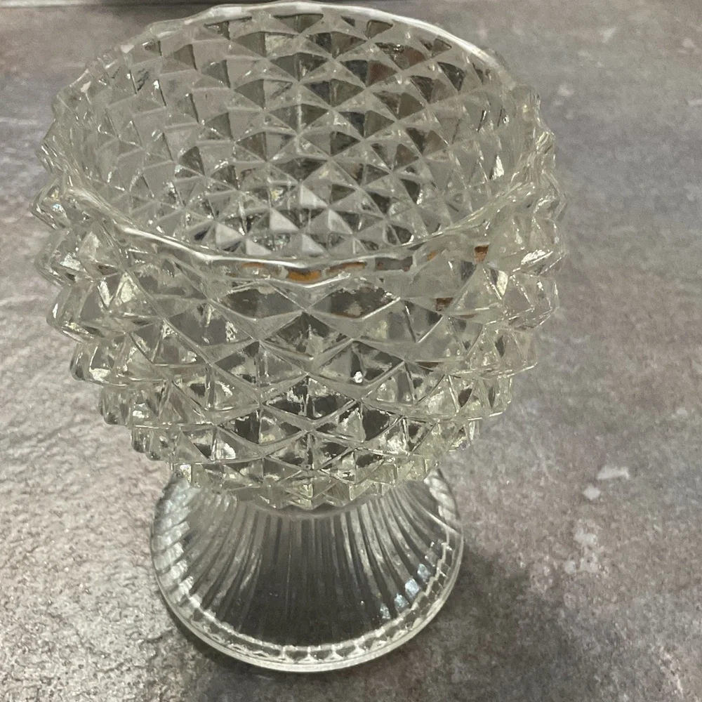 Avon Clear Glass Textured Vase